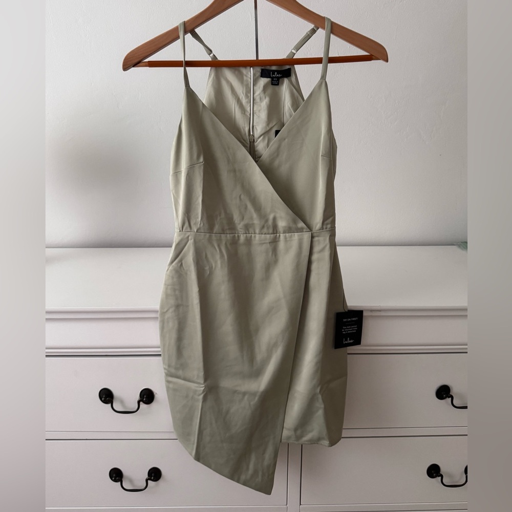 Lulu's Ivory Satin Gown Size XS NWOT